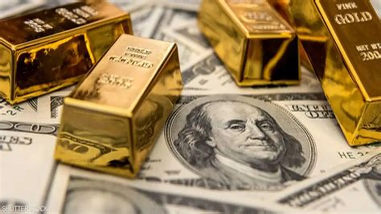 ارتفاع أسعار الذهب والدولار قبل بداية الأسبوع الجديد في الأسواق المالية